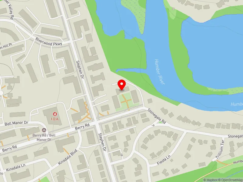 RentSafeTO apartment evaluation map view of 136 BERRY RD in Etobicoke-Lakeshore, Toronto