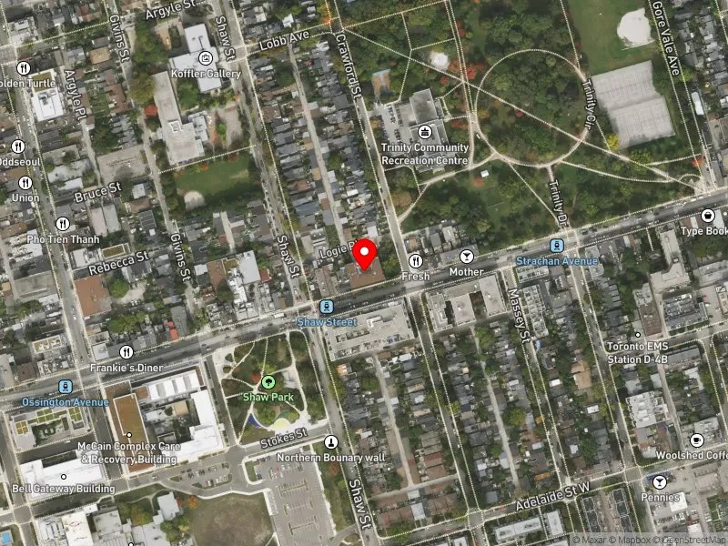 RentSafeTO apartment evaluation satellite view of 900 QUEEN ST W in Spadina-Fort York, Toronto